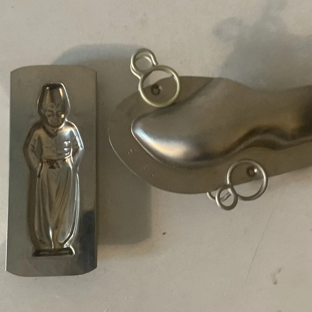 Vintage Wooden Shoe and Dutch Boy Metal 2 Chocolate Candy Molds 15985 Holland 3D